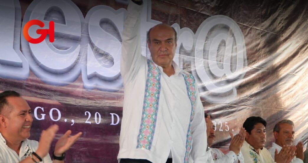 Naty Castrejón rinde homenaje al magisterio hidalguense desde Atlapexco