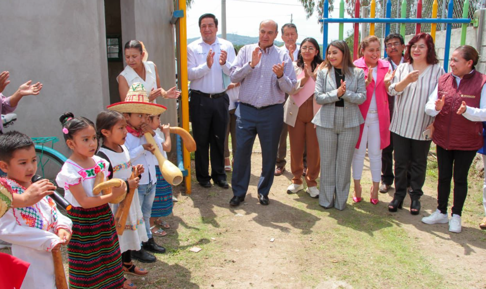Aula nueva en jardín de niños