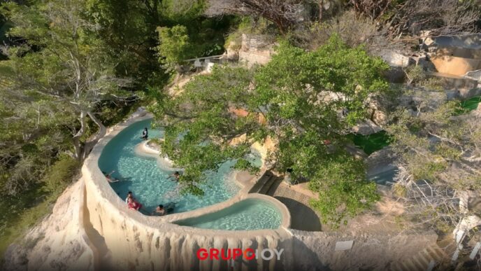 ¿La playa? Nah… Descubre las Grutas de Tolantongo, un paraíso de aguas termales en Hidalgo
