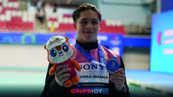 Osmar Olvera campeón