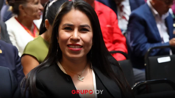 Simey Olvera responde a críticas con datos de desarrollo en Hidalgo