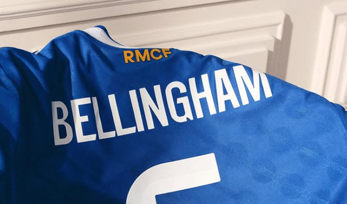 Real Madrid presenta tercera camiseta