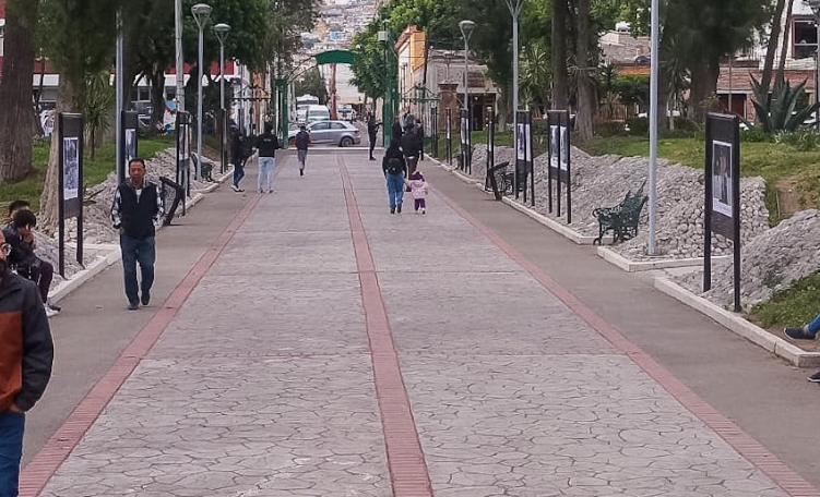 corredor artístico del Parque Hidalgo