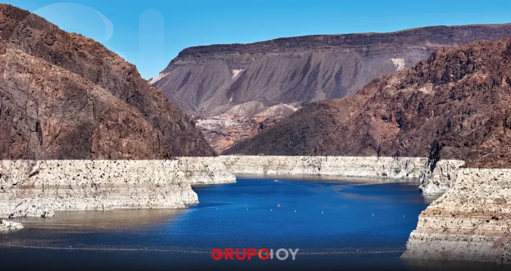 Desfogue de la presa Zimapán
