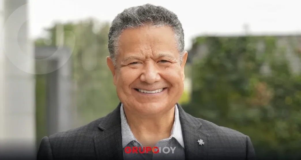 Julio Menchaca se posiciona entre los gobernadores mejor evaluados en México, según Mitofsky