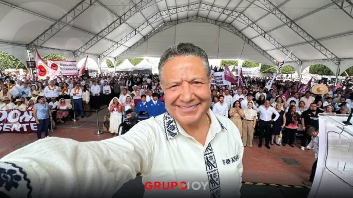 Julio Menchaca, en tres años de gobierno, ha realizado 428 visitas a los municipios de Hidalgo