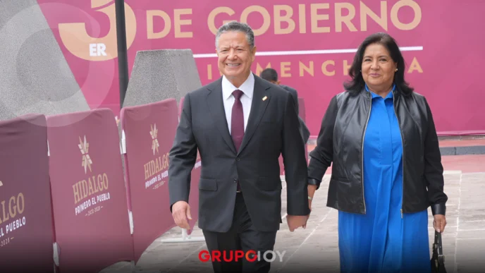 Julio Menchaca rinde su tercer informe de gobierno