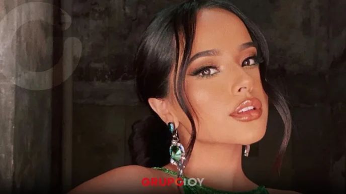 Becky G lanza "Rebbeca", un retrato íntimo de su historia y crecimiento personal
