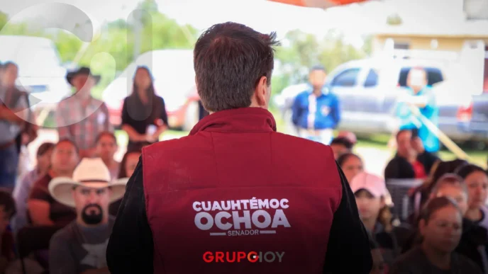 Senador Ochoa impulsa "Huevos a Paso Firme" en comunidades