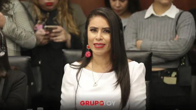 Simey Olvera condena enérgicamente el asesinato de Carlos Manzo