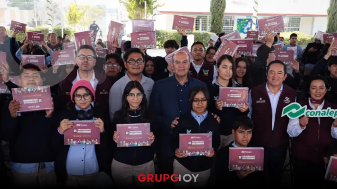 SEPH impulsa la transformación educativa en Hidalgo con entrega de tabletas al Conalep Villa de Tezontepec