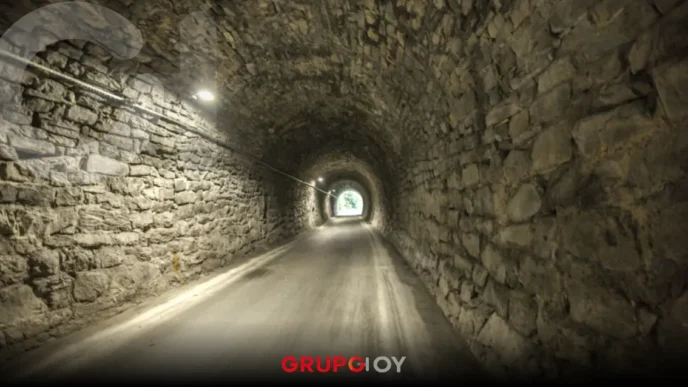 Túnel clandestino huachicol