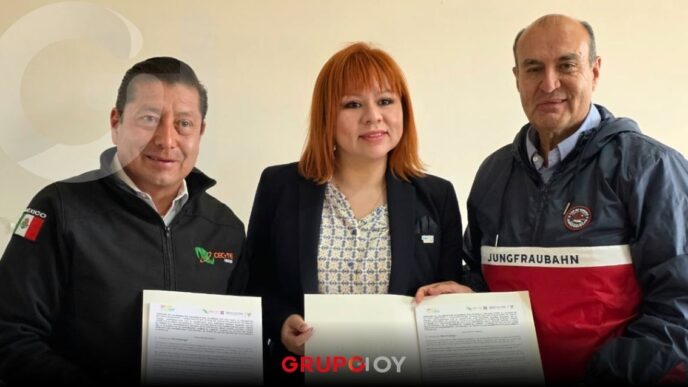SEPH firma convenio con CECyTEH y Somos el Cambio para fortalecer educación tecnológica en Hidalgo