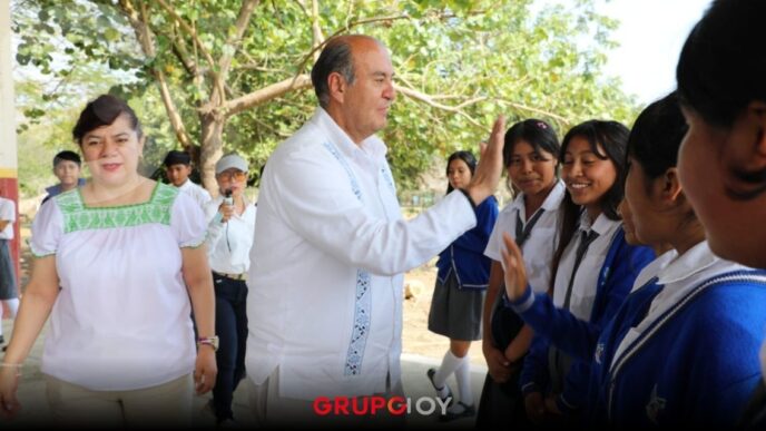 SEPH invierte 1.6 millones en infraestructura educativa en Huejutla