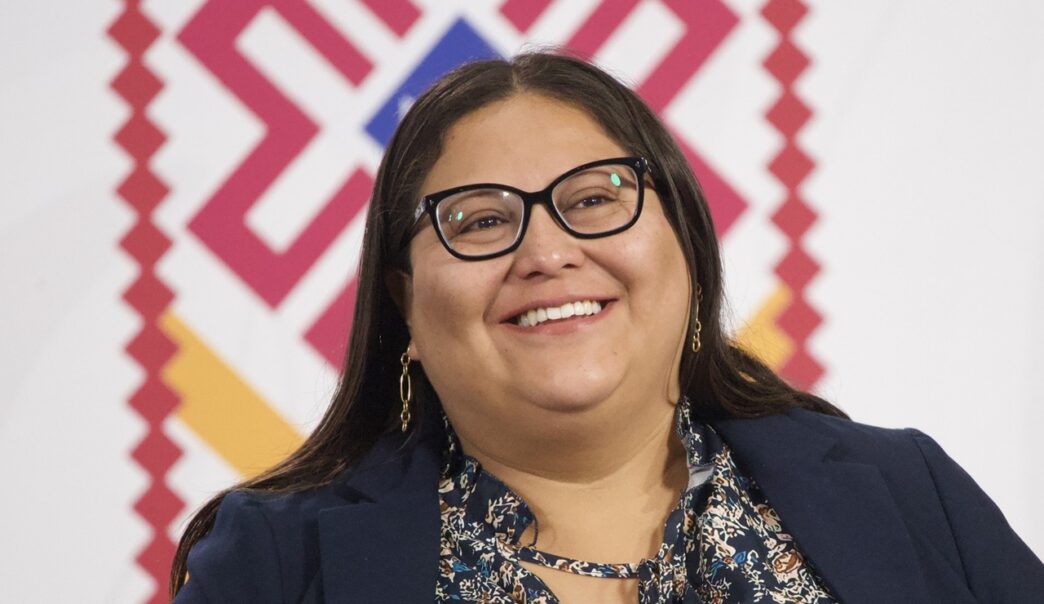 Muestran presuntos tuits donde Citlalli Hernández acosa a Felipe Calderón