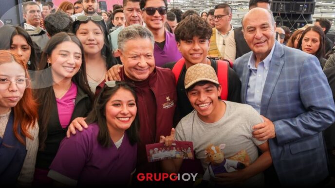 SEPH y Gobierno de Hidalgo fortalecen el acceso a la educación superior con becas a jóvenes