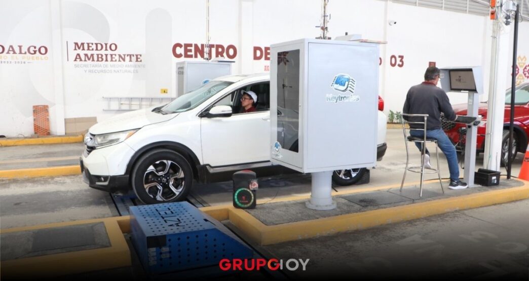 Multas por verificación vehicular en Hidalgo 2026: sanciones de hasta 9 mil pesos por no cumplir