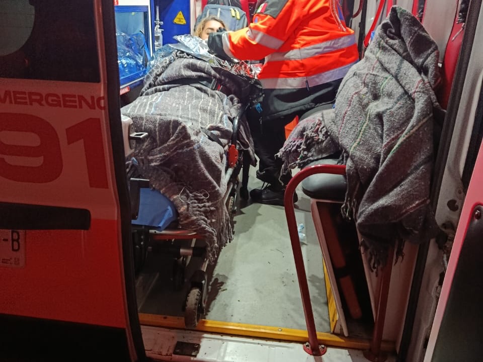 Rescate en Cerro Agujerado: Mujer herida es auxiliada tras caída en Juárez, Nuevo León