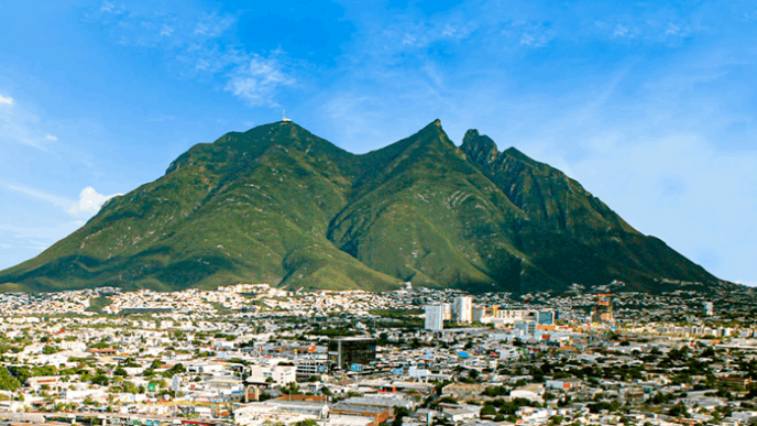 Sistema anticiclónico sobre Nuevo León genera condiciones de calor y sequía