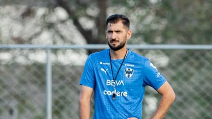 Monterrey designa a Nicolás Sánchez como director técnico