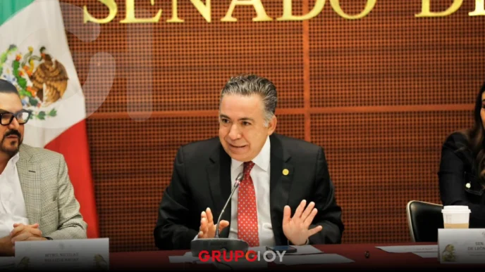 Enrique Inzunza seguirá cobrando sin ir a trabajar al Senado
