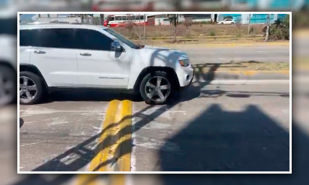Gobierno de Puebla retira topes indebidos para mejorar flujo vehicular en Atlixcáyotl