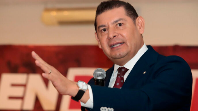 "Todos con los valores de la 4T son bienvenidos": asegura Alejandro Armenta