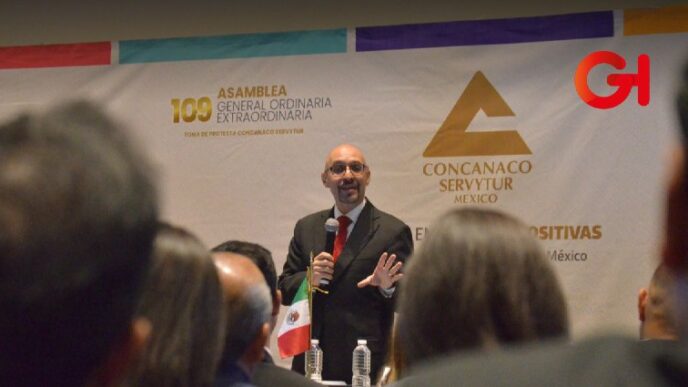 Miles acompañan a Octavio de la Torre en la Concanaco Servytur