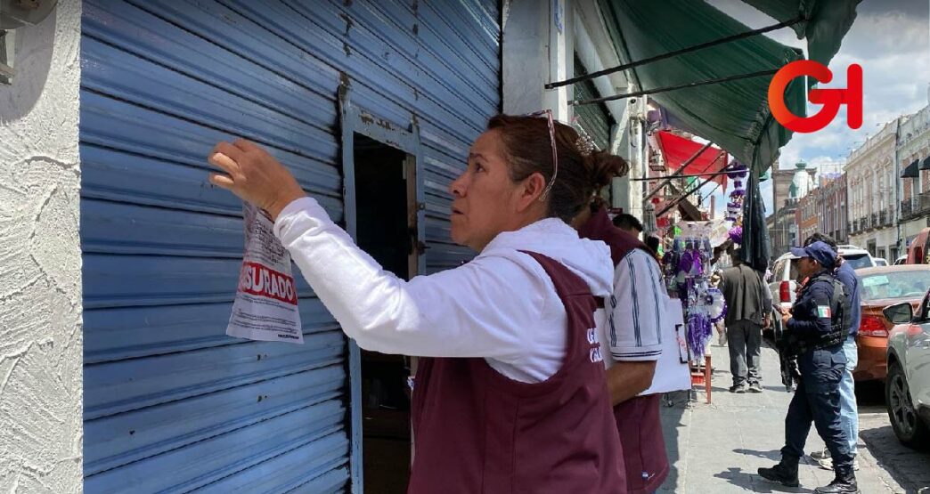 Cuatro tiendas de productos chinos en Puebla clausuradas por irregularidades laborales y comerciales
