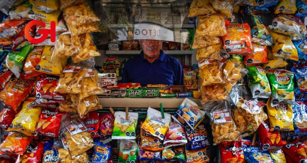 Retirarán puestos con comida chatarra afuera de escuelas en Puebla