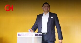 Alejandro Armenta participa en las inéditas votaciones del Poder Judicial