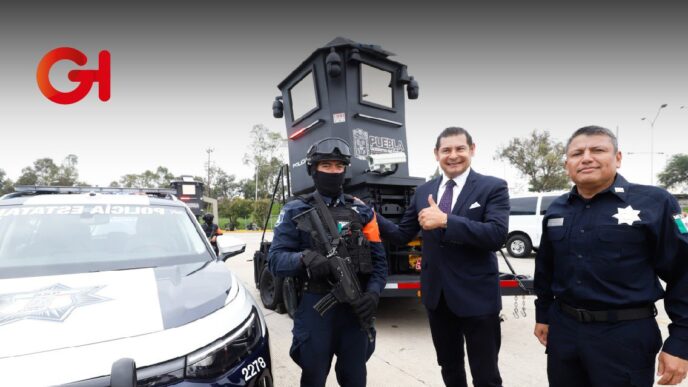 Armenta entrega patrullas y torres de vigilancia en Puebla: Refuerzo histórico de la seguridad pública