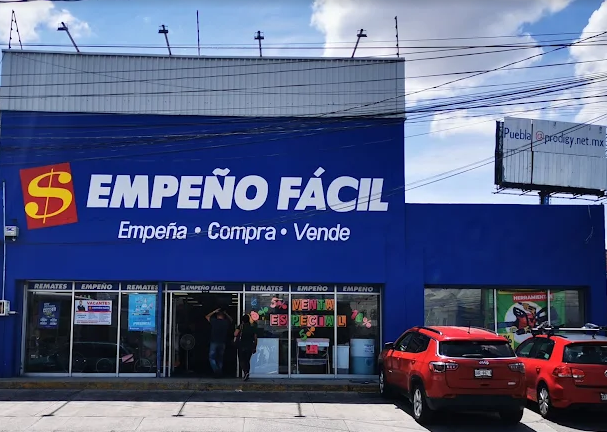 sucursal de Empeño Fácil, ubicada en la 11 Sur y 83 Poniente