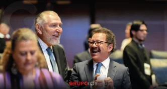 Ignacio Mier rinde primer informe en Puebla entre críticas, ausencias y apoyo de Adán Augusto López