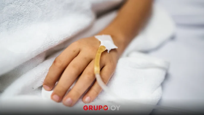 Nariz Roja refuta a Sheinbaum sobre abasto de medicinas contra el cáncer