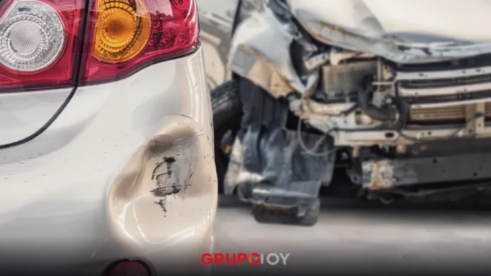 Carambola genera caos en la autopista México–Puebla