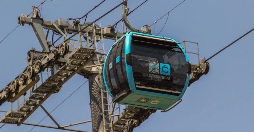 Construcción del Cablebús Puebla continúa pese a críticas ambientales