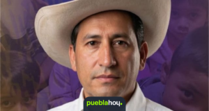 Autoridades resguardan la zona donde fue asesinado el periodista Josué Martínez en San Martín Texmelucan, Puebla.