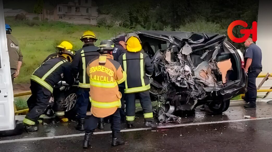 Megacarambola en Apizaco-Tlaxcala deja 10 heridos