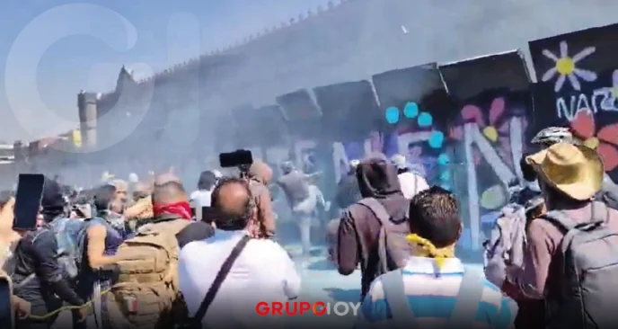 Marcha de la Generación Z: Encapuchados abren vallas en Palacio Nacional