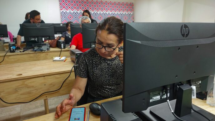 Alfabetización digital adultos mayores