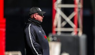 ¿Cuántas veces y de qué clubes ha sido director técnico Antonio Mohamed?