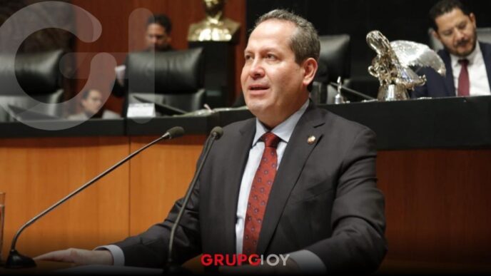 Eruviel Ávila es acusado por su esposa de violencia psicológica y amenazas