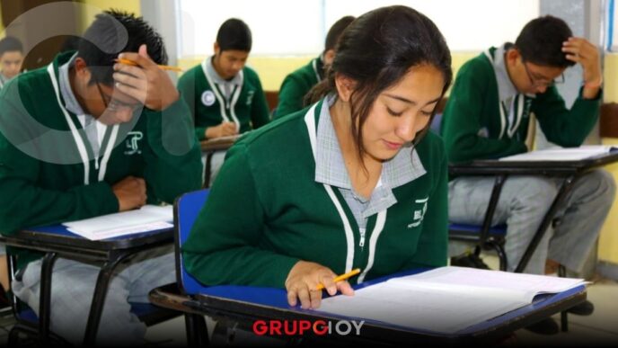 SCJN avala que estudiantes de educación básica no reprueben aunque deban hasta 4 materias