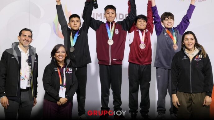 Lorena Cuéllar y CONADE premian a medallistas de taekwondo en la Olimpiada Nacional 2026