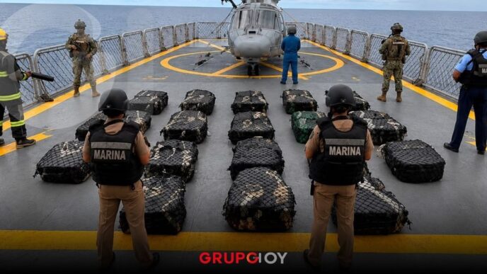 Decomisan más de 800 kilos de cocaína frente a las costas de Guerrero