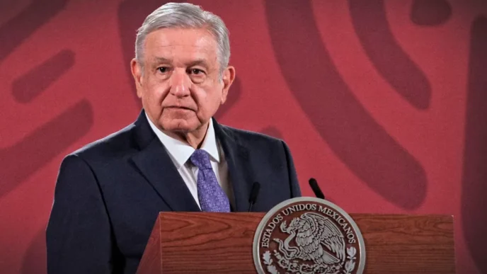 AMLO anuncia plan para desaparecer órganos autónomos