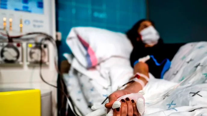 Baja hospitalización por COVID-19 e influenza en CDMX