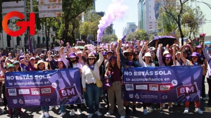 Más de 200 mil mujeres participaron en la marcha del 8M