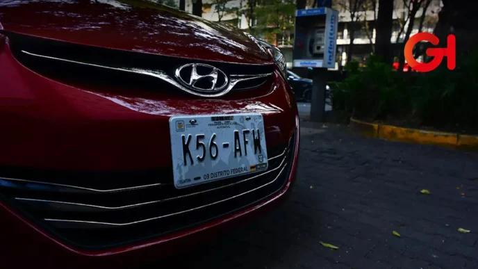 Pon tus placas de auto de forma correcta y evita multas